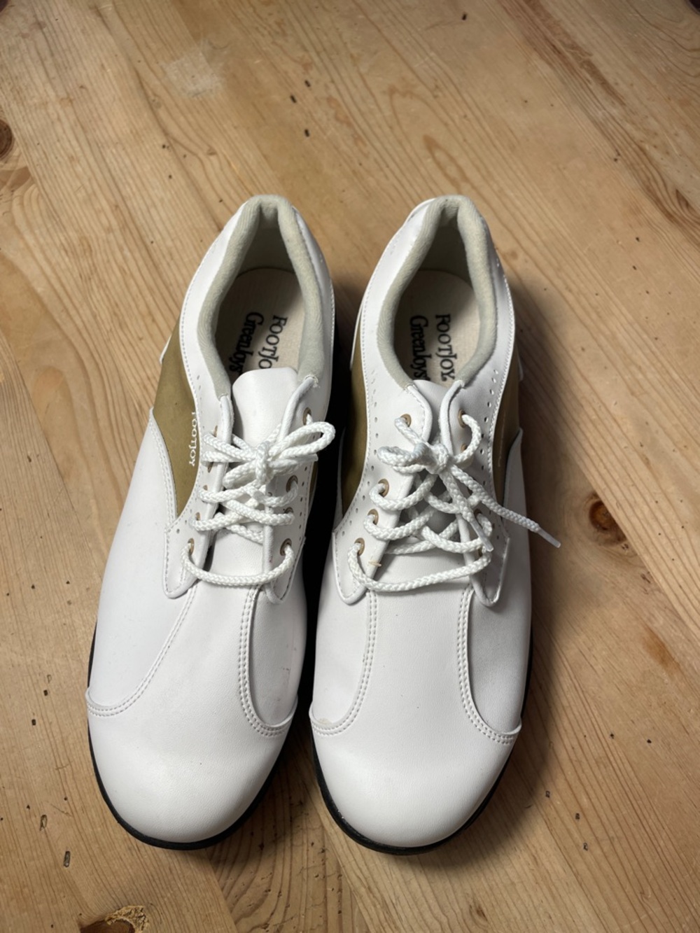 FootJoy GreenJoy Men’s White Golf Shoe with Soft Cleats NWOB 9.5 - Picture 3 of 7